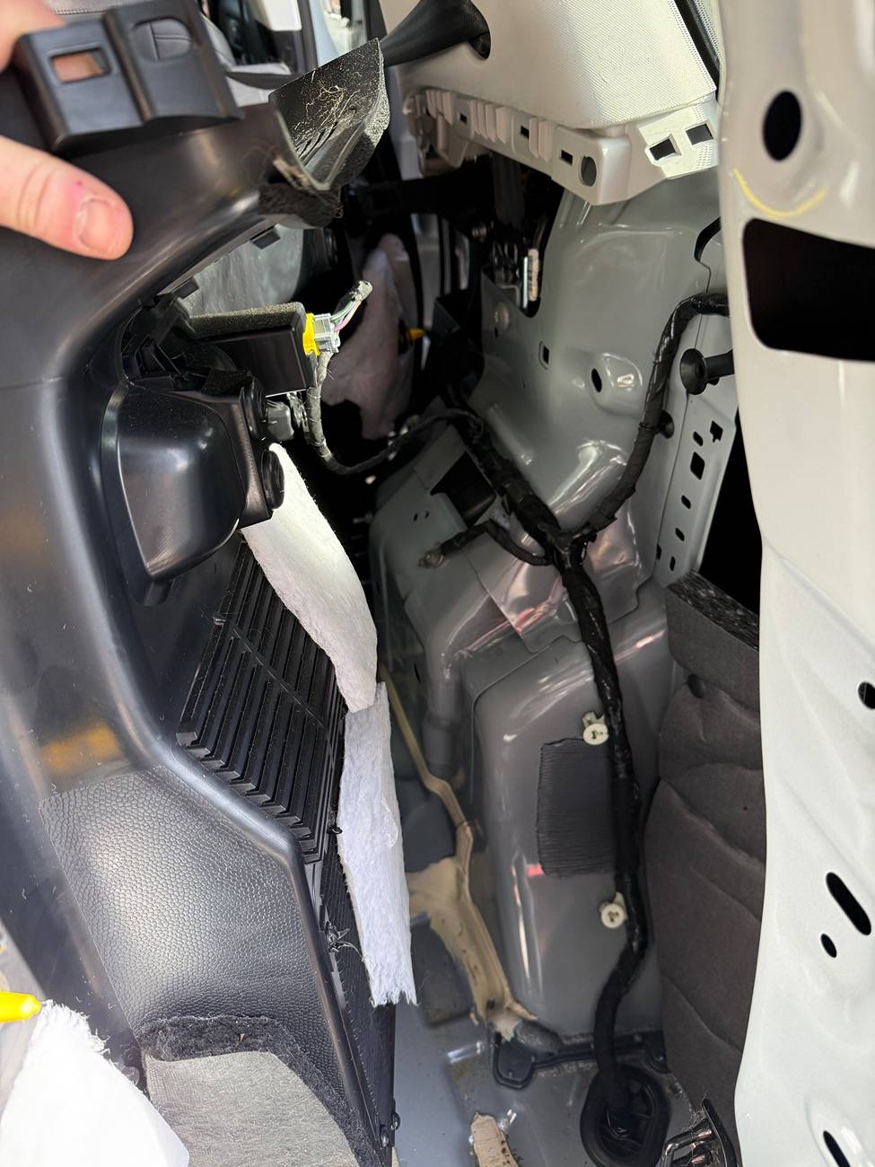 Ford Bronco Sport Installed OEM Tow Wiring Harness IMG_6518