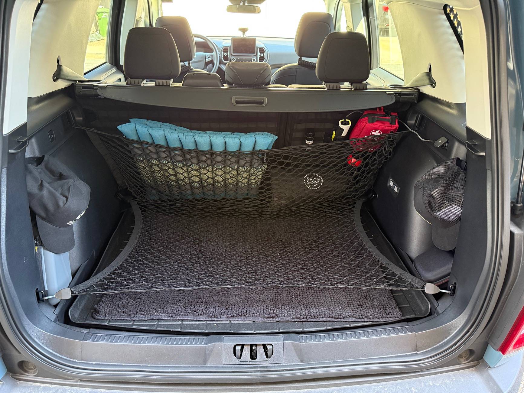 Ford Bronco Sport Rear cargo retractable cover IMG_2164