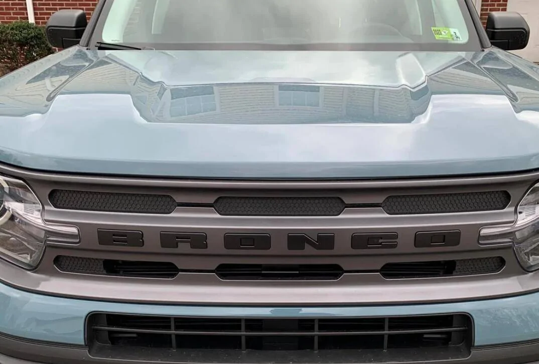 Ford Bronco Sport Bronco white lettering Screenshot 2025-04-22 10.04.44