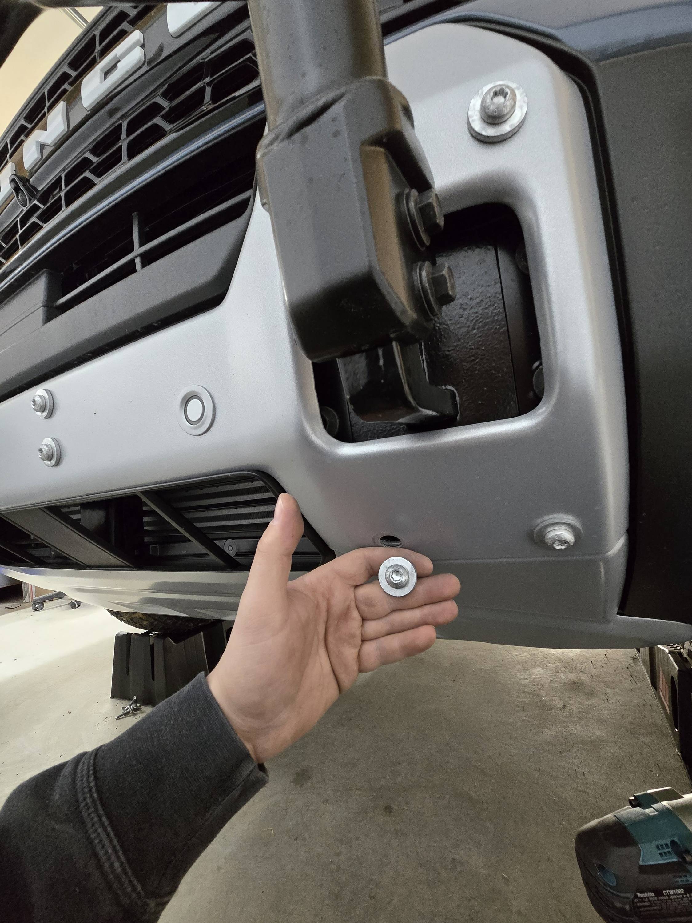 Ford Bronco Sport PSA: If you have a Sasquatch Pkg ... do your own oil change... NJQJTCX