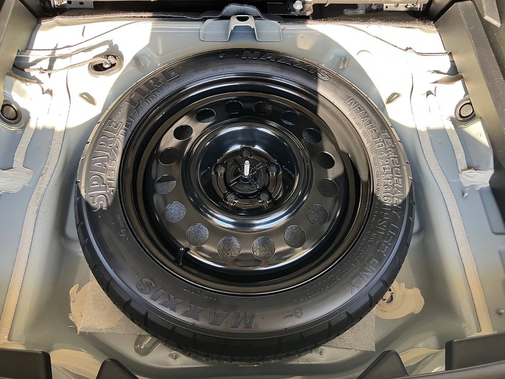 Ford Bronco Sport Spare tire / jack IMG_3210