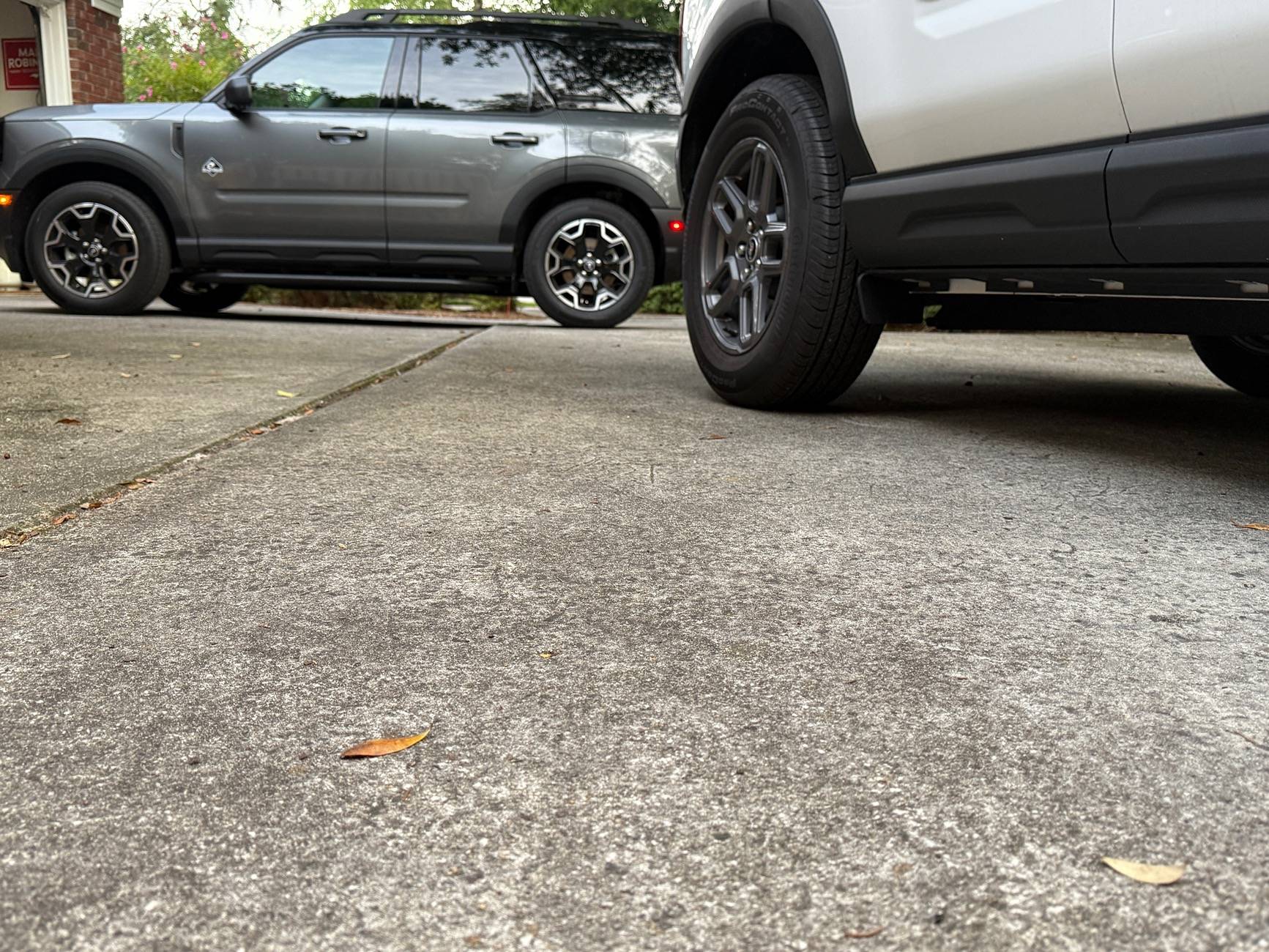 Ford Bronco Sport 2025 Outer Banks side steps installed IMG_1621