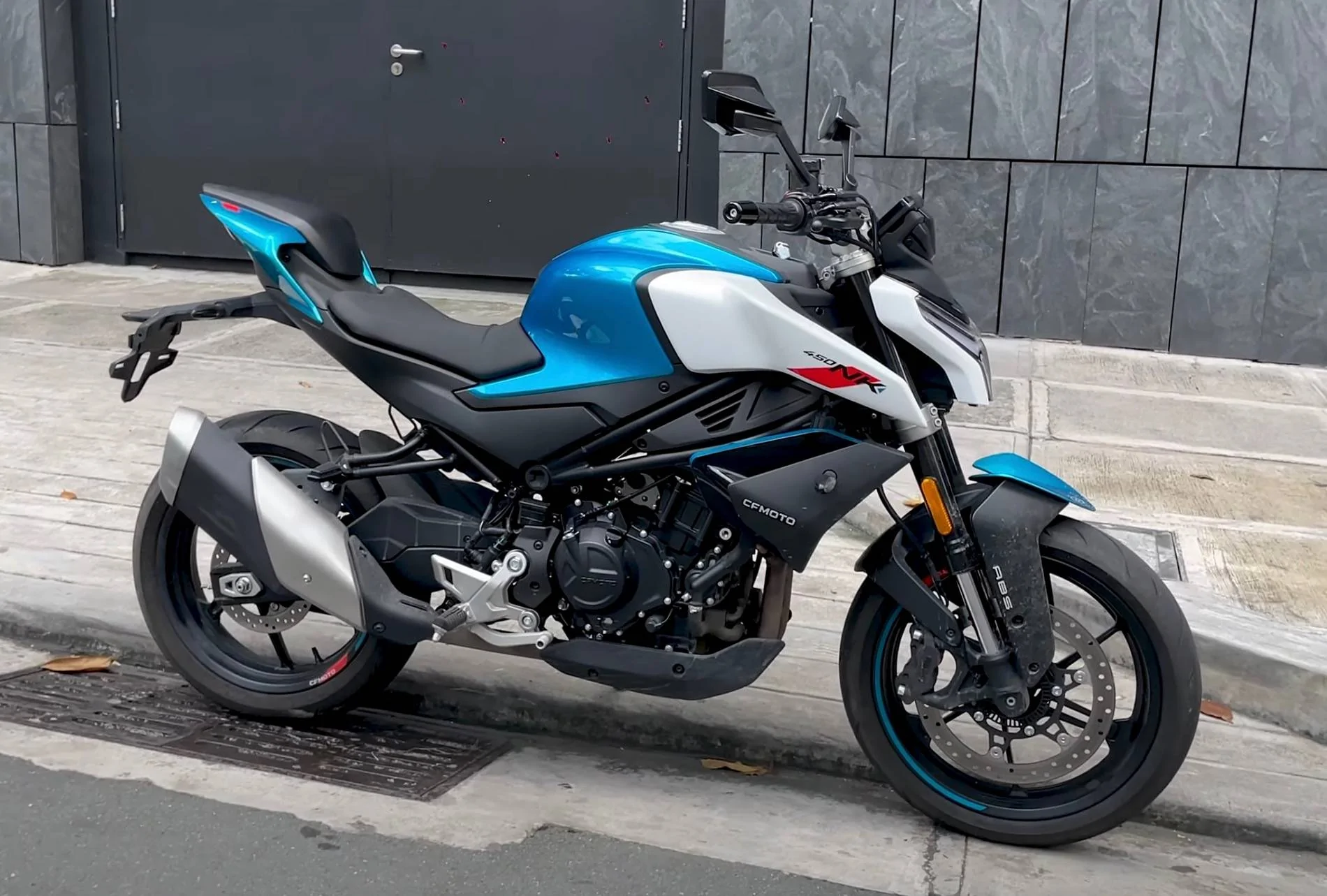 Ford Bronco Sport I'm thinking of getting back into motorcycling... IMG_1218