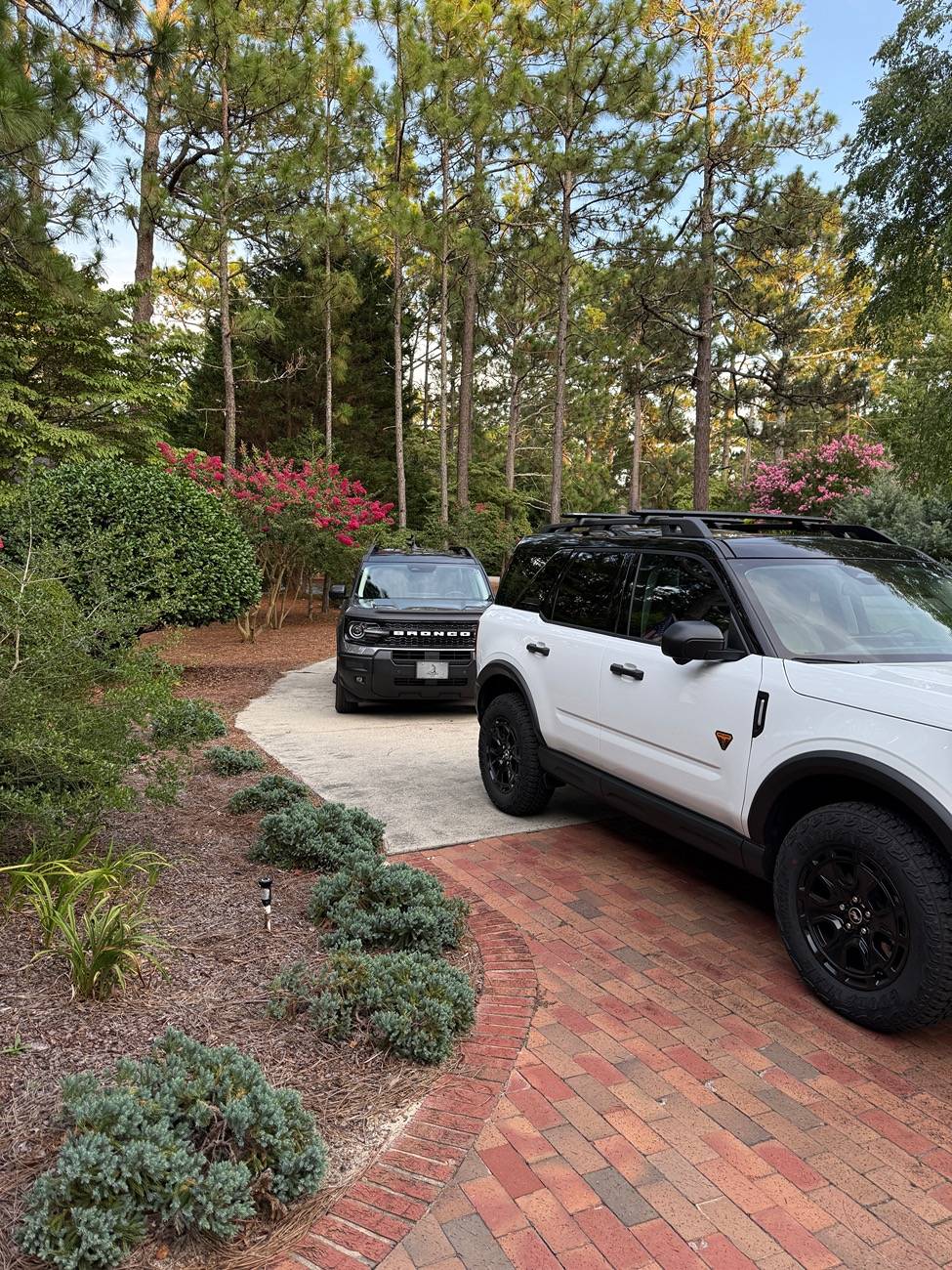 Ford Bronco Sport Jack ass comparison IMG_2009