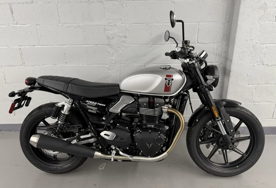 Ford Bronco Sport I'm thinking of getting back into motorcycling... IMG_1266