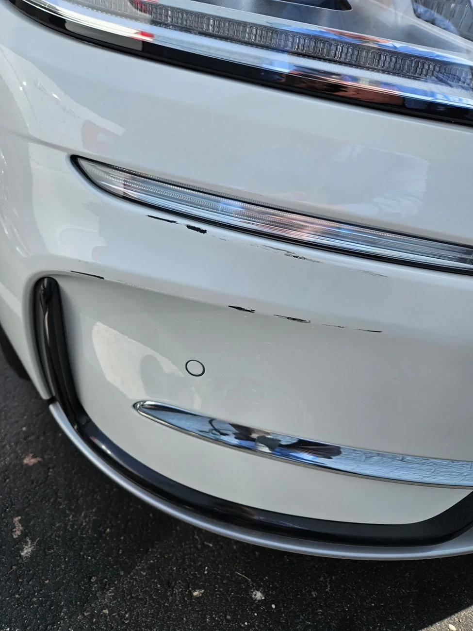 Ford Bronco Sport New Car Damage. What do you think? 68c06e6262b8090f1cdbb8b9