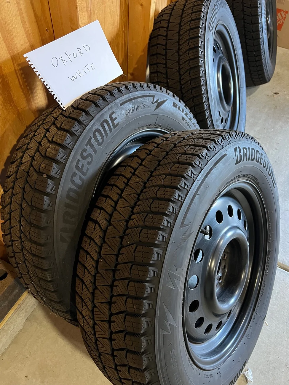 Ford Bronco Sport 17" Winter tires & rims w/tpms $500 - Chicago IMG_2580