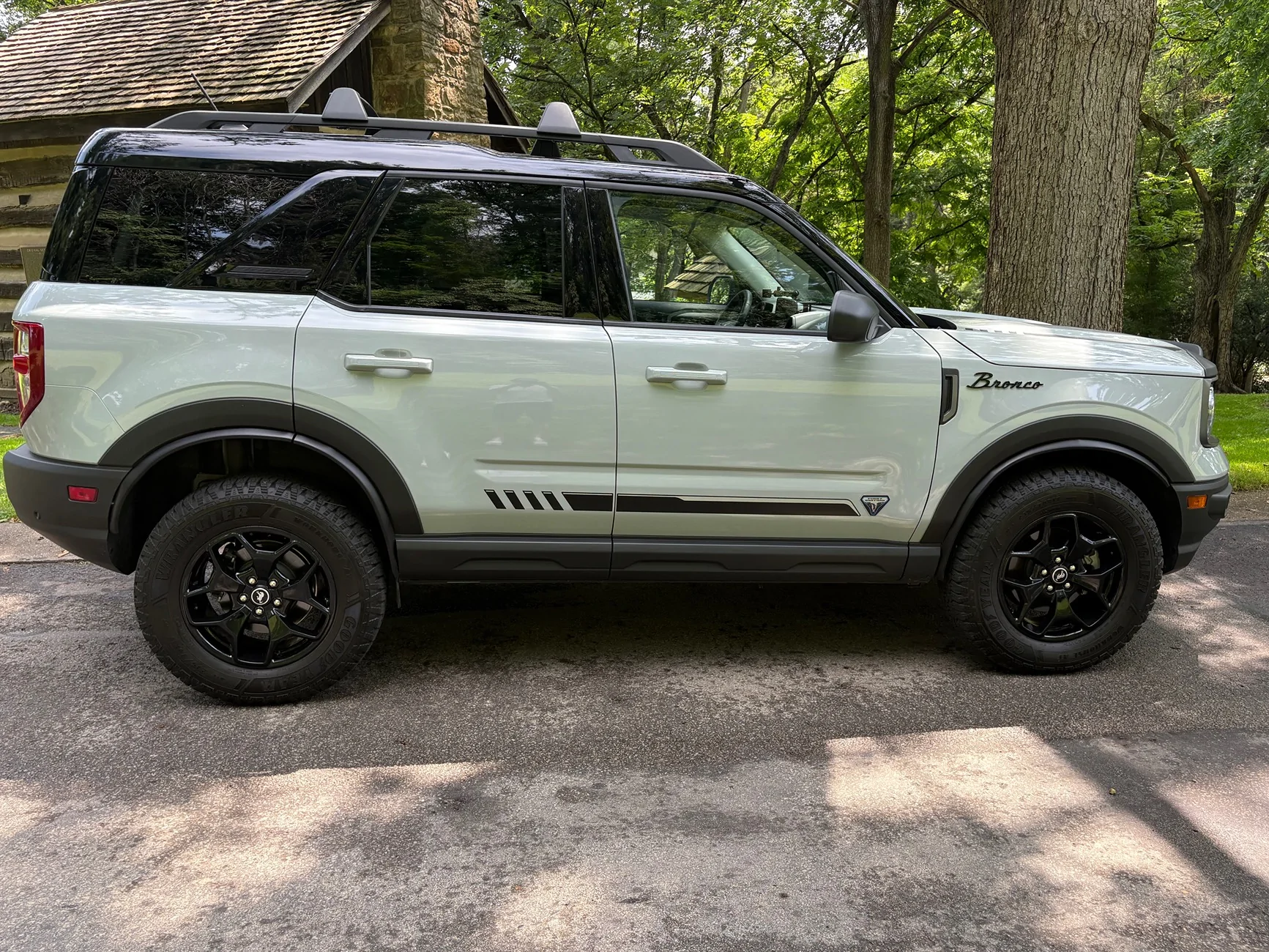 Ford Bronco Sport Rough Country N3 1.5 inch strut level lift installed IMG_0412