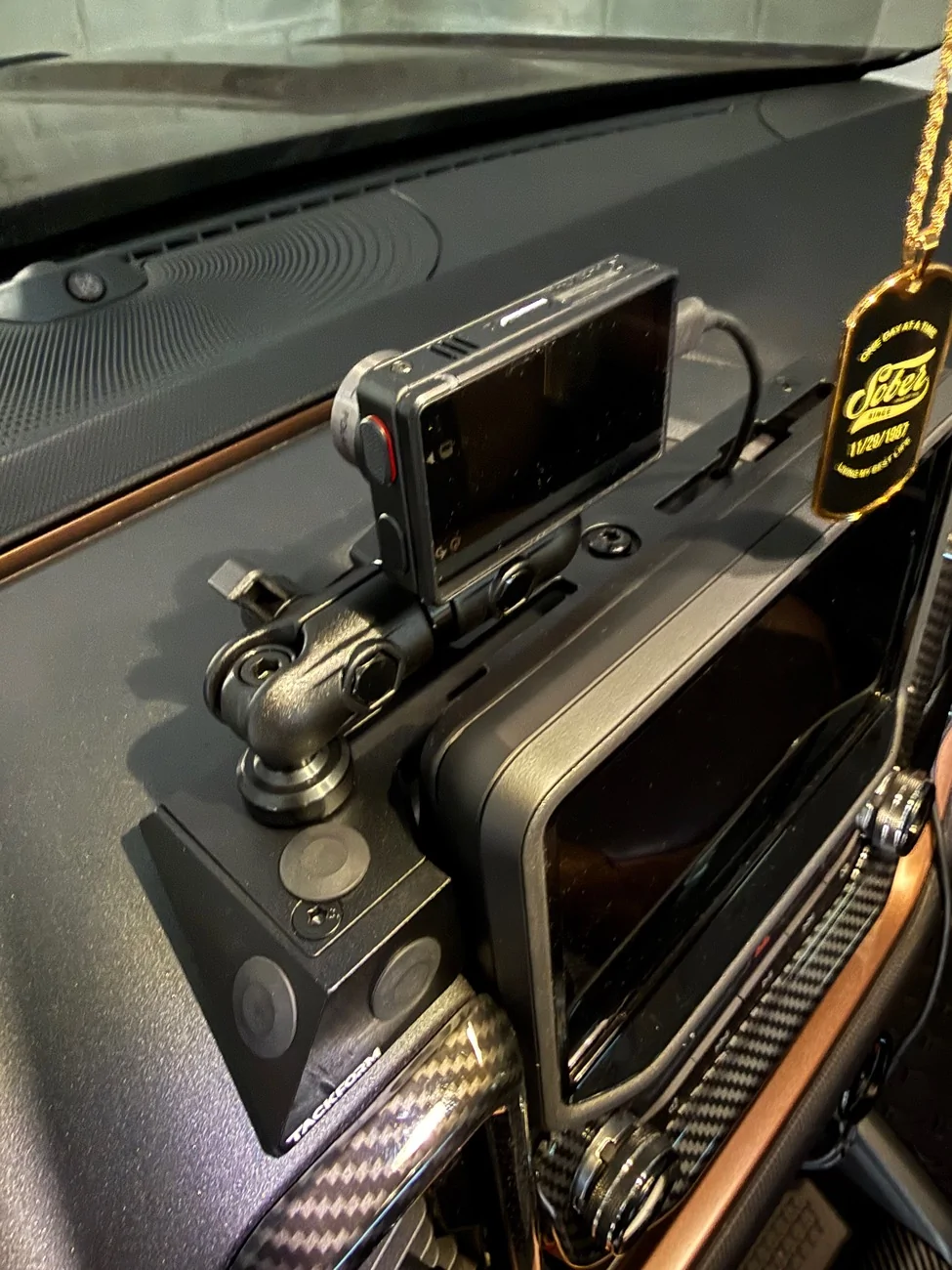 Ford Bronco Sport Installed Tackform - TRAXX - SLIM TRACK DASH BRACKET IMG_8259