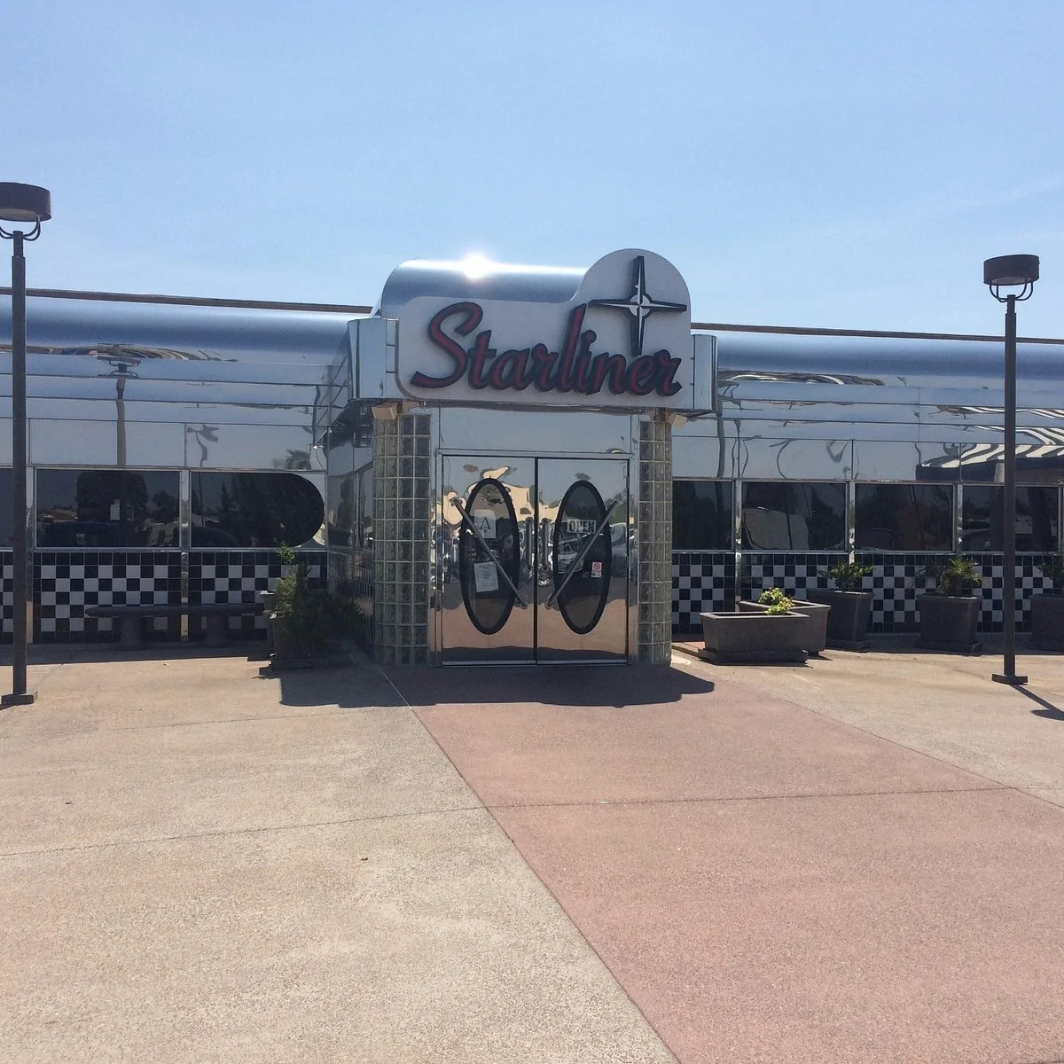 Ford Bronco Sport Ford Unveils New Dealership Design and Sales & Service Experience 1762800621489-tc