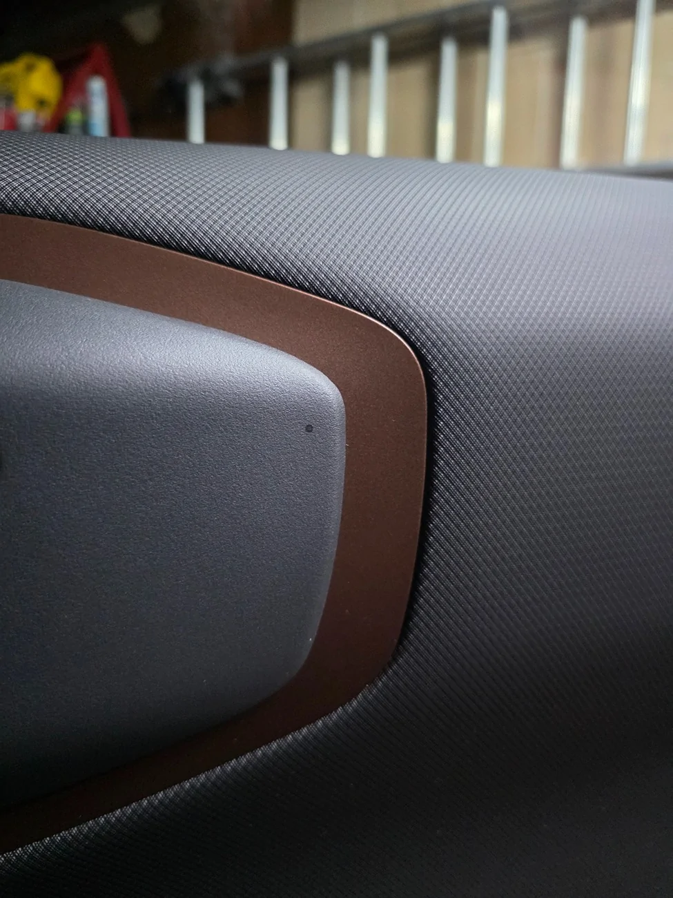 Ford Bronco Sport Outerbanks interior bronze/copper paint code? 20251208_200023