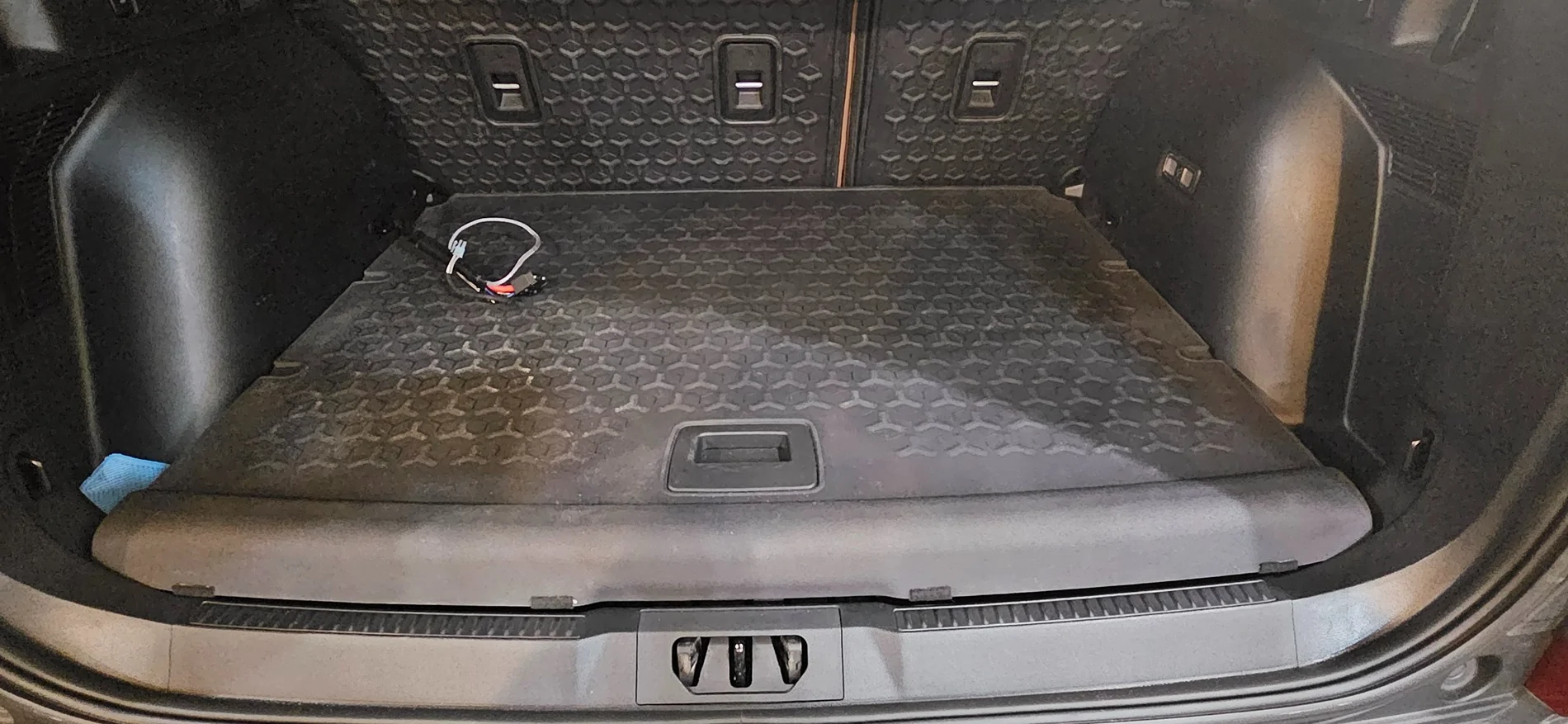 Ford Bronco Sport Sasquatch Tire - fit in trunk? 20251221_082059