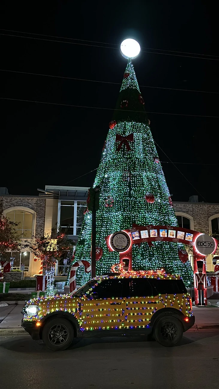 Ford Bronco Sport Show Off Your Holiday Ride: What Did You Decorate This Year? B69FA2F7-5B46-4450-88C5-79CB58B9A8E8