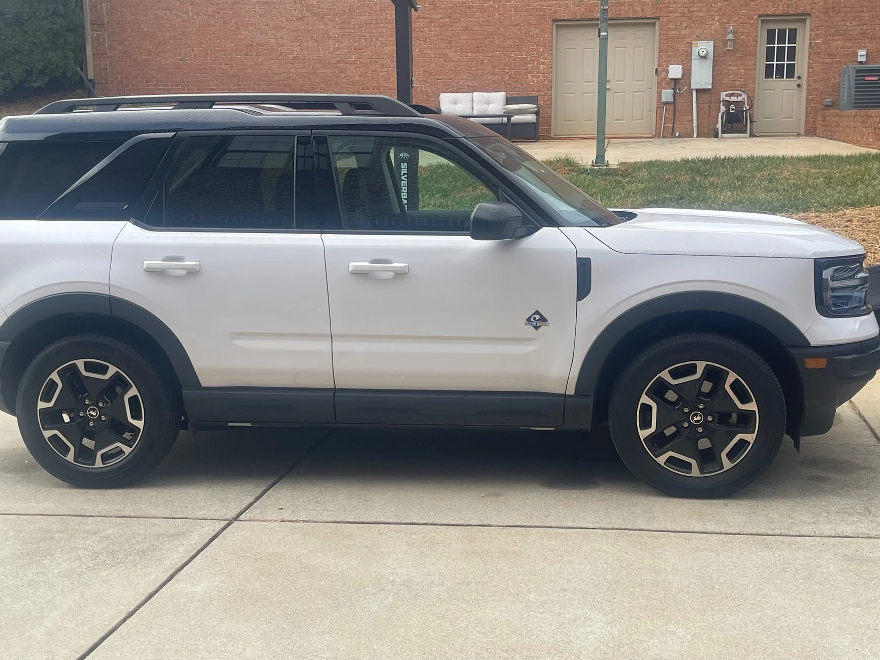 1.5L 2022 OuterBanks Bumpers and Tires