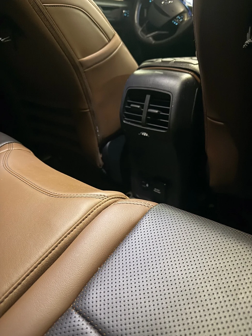 Ford Bronco Sport Help ! How to get heat to rear seat area in 2025 BSBB  ?? IMG_5004