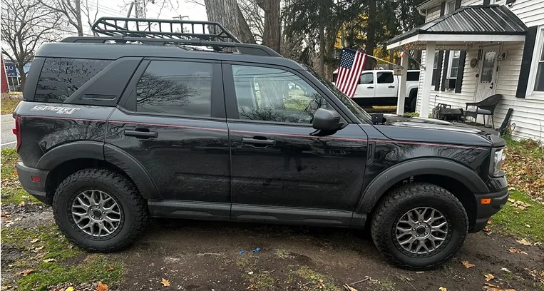 Ford Bronco Sport OEM tires bad traction in snow (2025 Bronco Sport) Pass_Side_tires_11-24