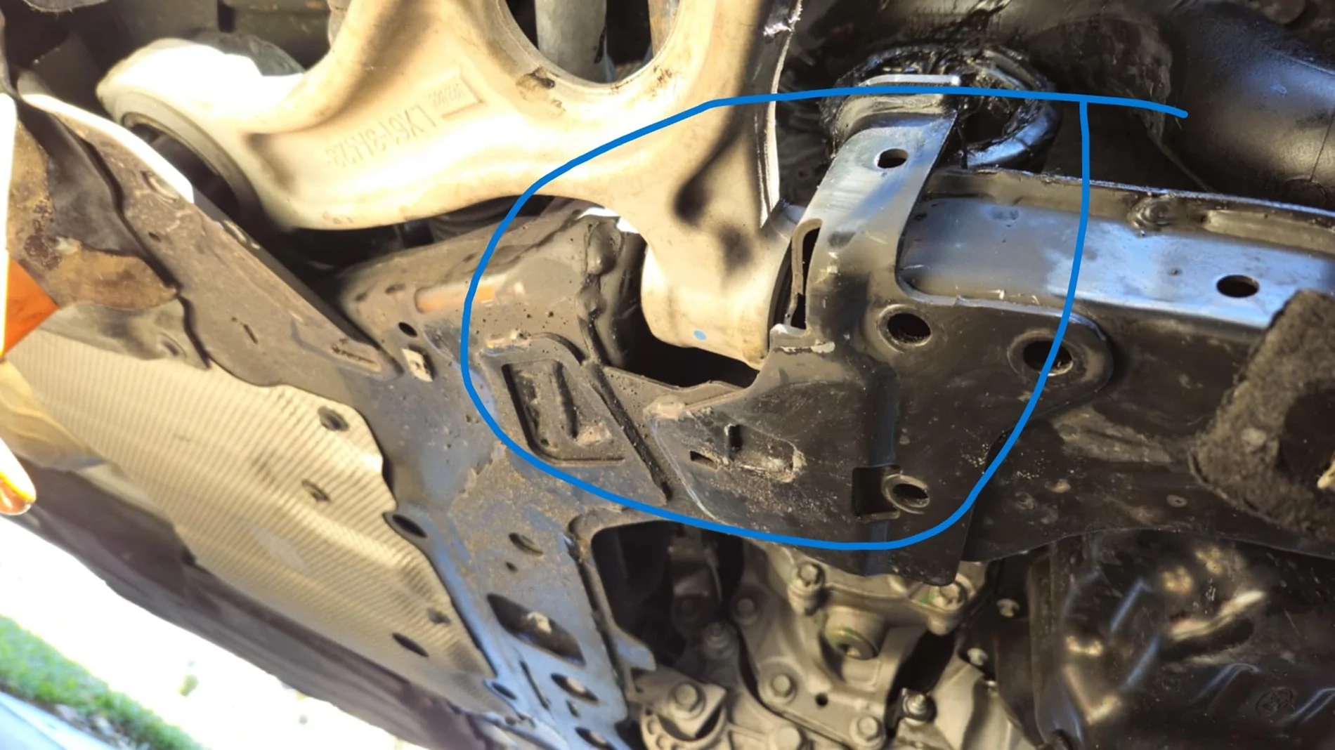 Ford Bronco Sport 2021 Bronco sport lower control arm removal de23874f-db54-463c-9664-0ab88696fcaf