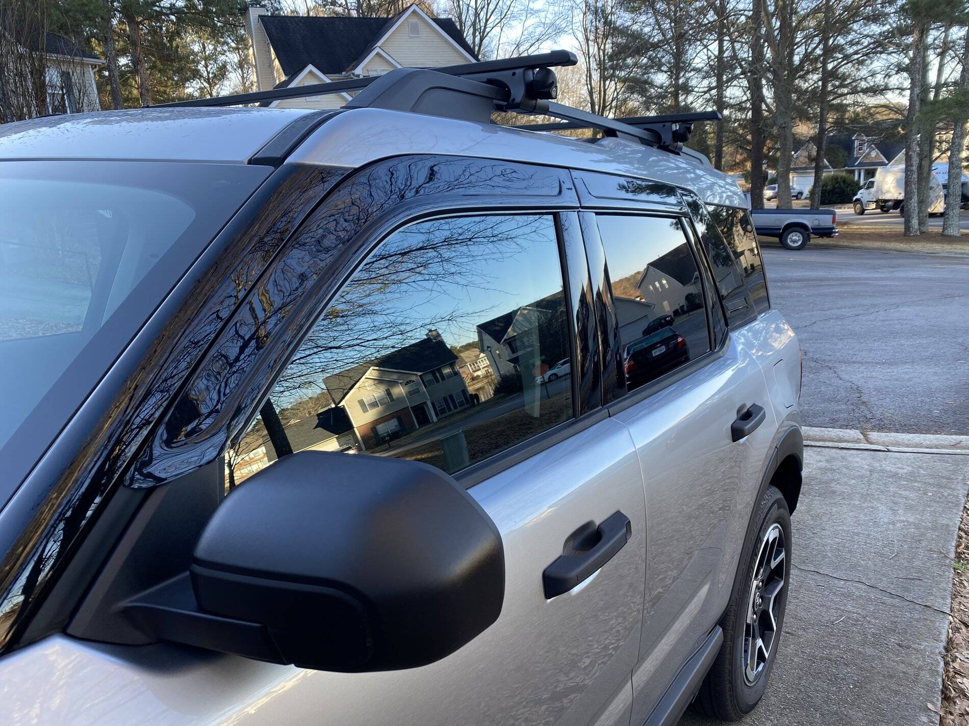 Ford Bronco Sport Roof rack and window vents 5120AB2F-6181-4C45-8380-DF3C65DA7E93