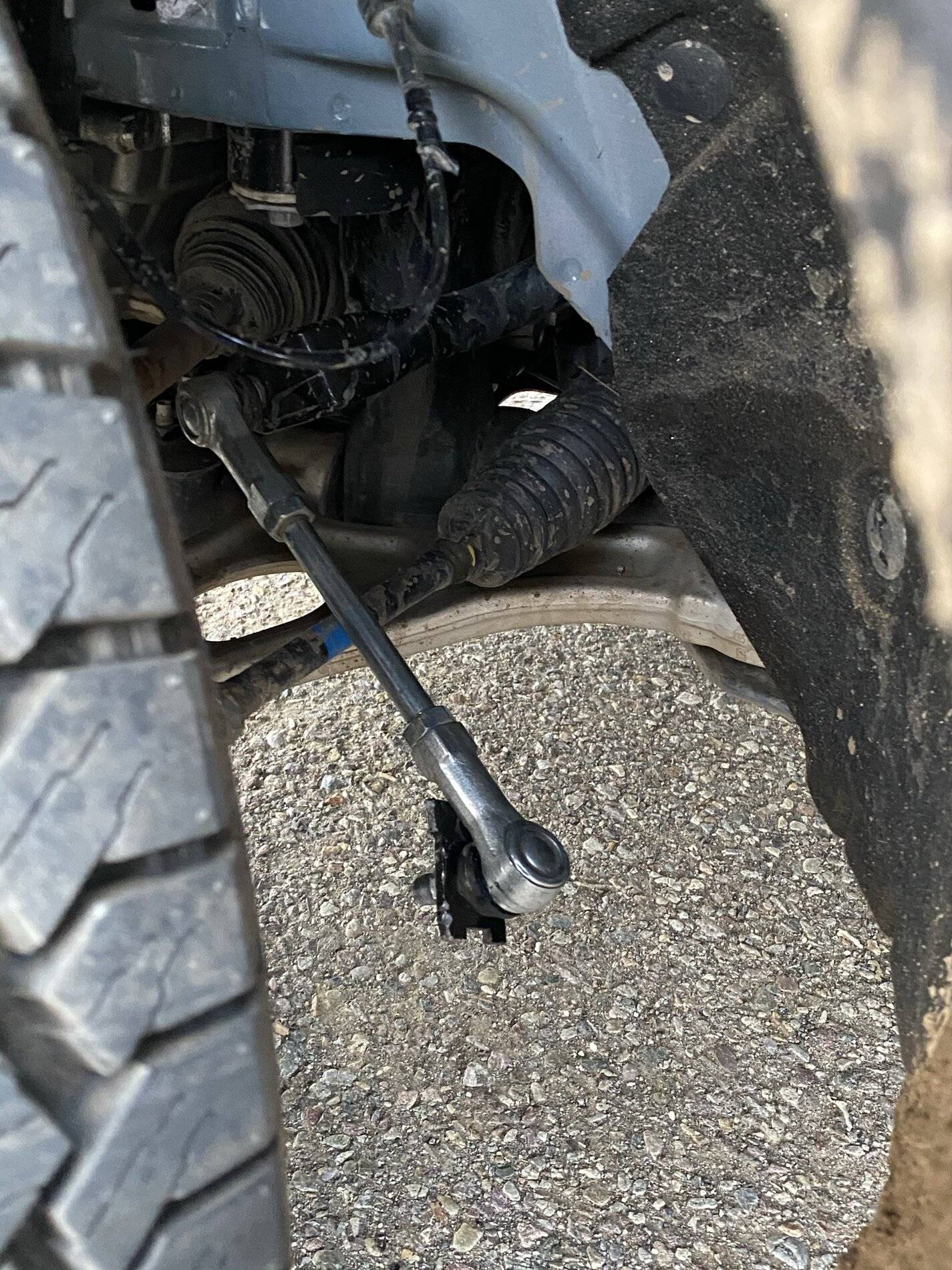 Ford Bronco Sport Rough country lift kit: Snapped/bent sway bar drop bracket 7E5F61F9-0E1D-4E14-AFB7-0CCDEBA22502