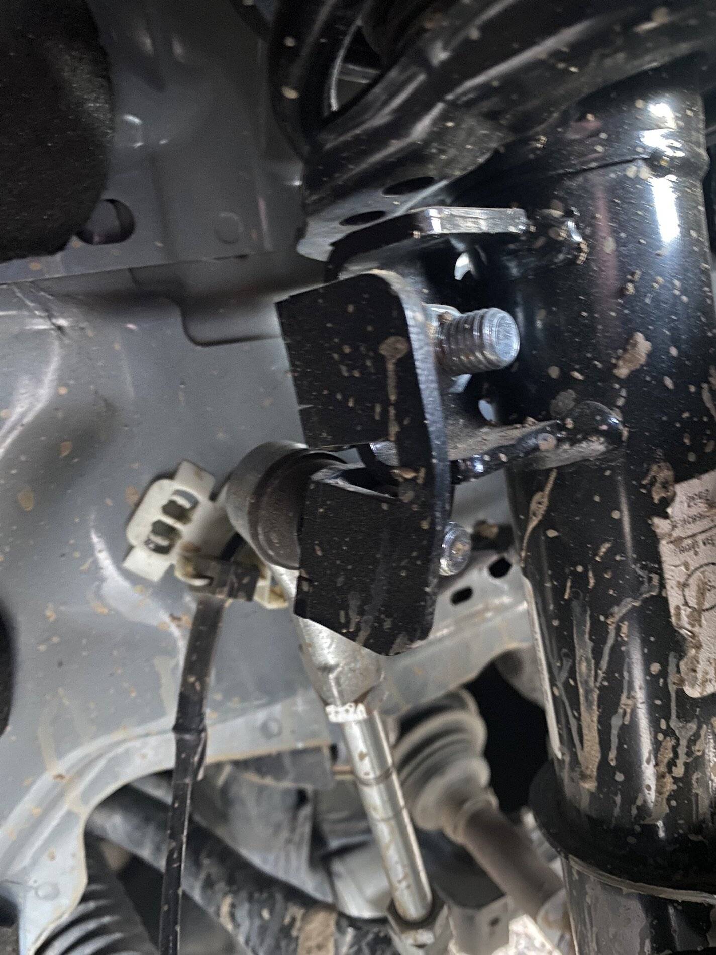 Ford Bronco Sport Rough country lift kit: Snapped/bent sway bar drop bracket 0B46AFA8-51D9-4ED8-8E99-9D41D739AB4E