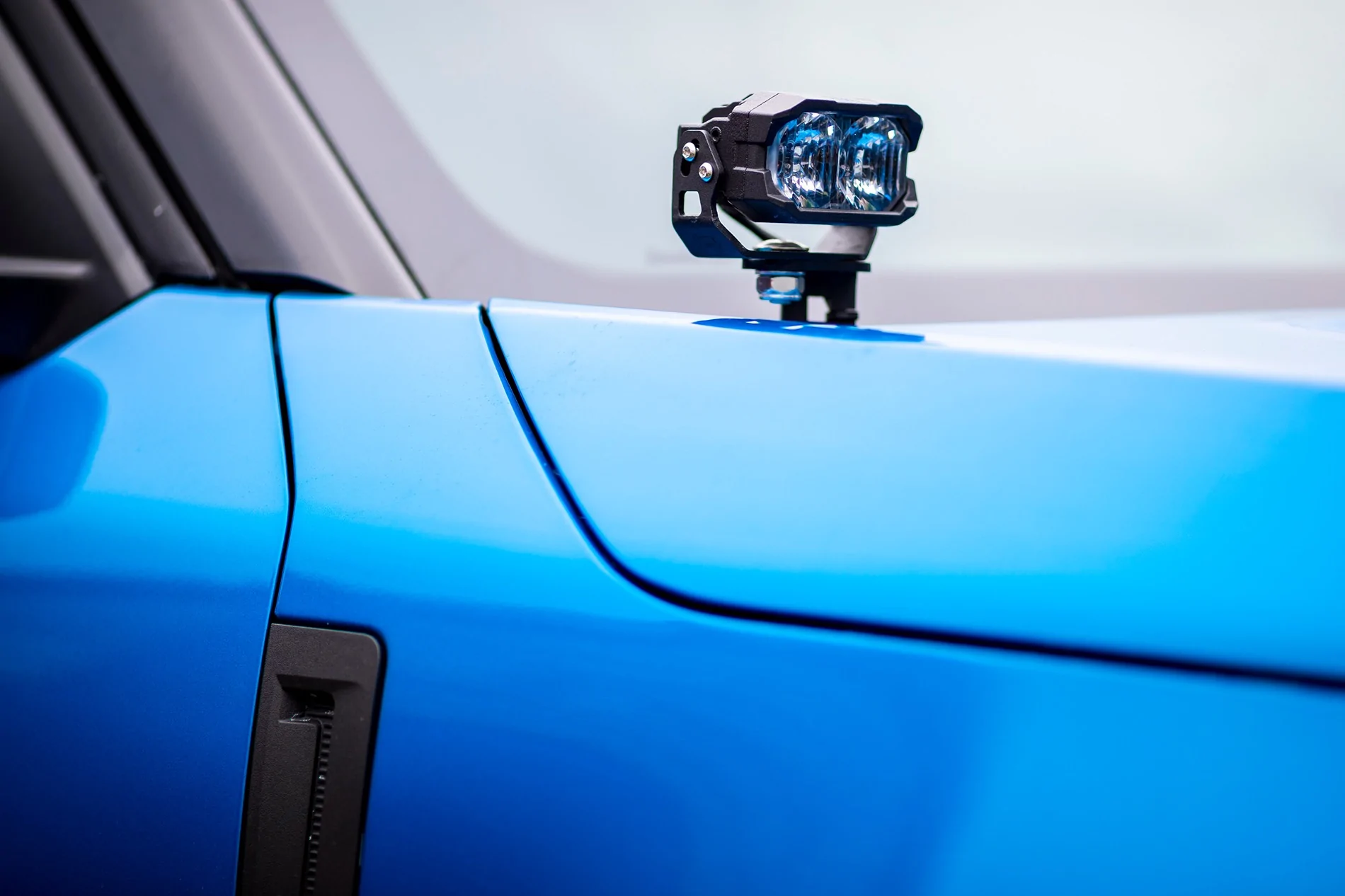 Ford Bronco Sport Morimoto Ditch Light Bracket Install using OEM Aux switches 1DX_7424