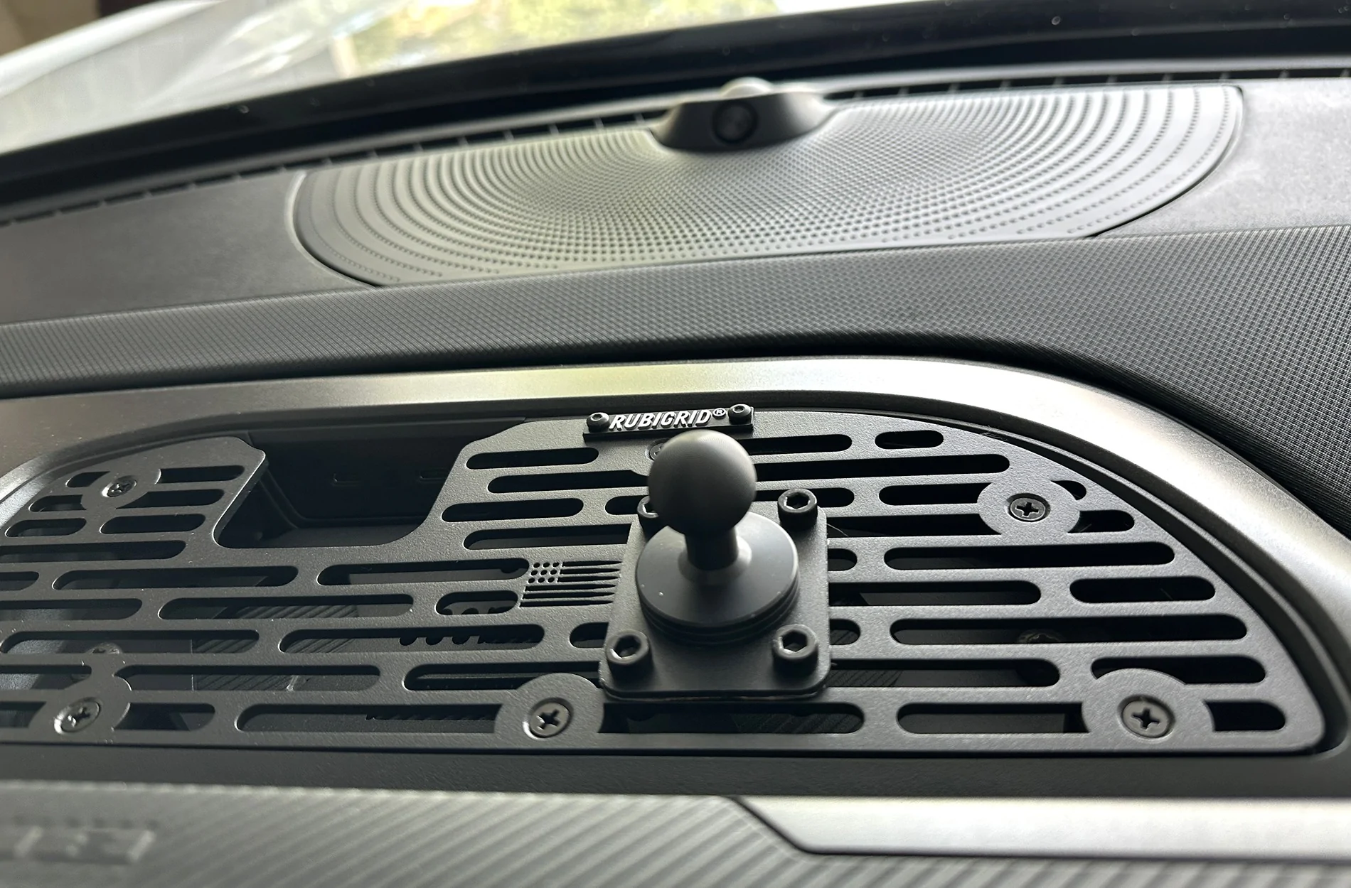 Ford Bronco Sport Bulletpoint Rubigrid dash mount installed 2