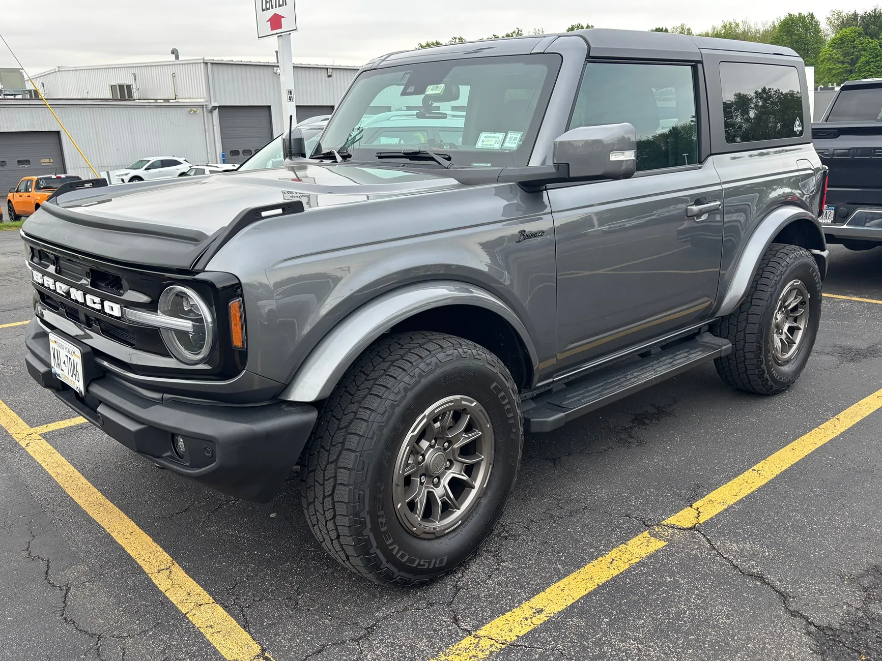 Ford Bronco Sport Box changed 18 inch rims to 17 inch rims IMG_3093