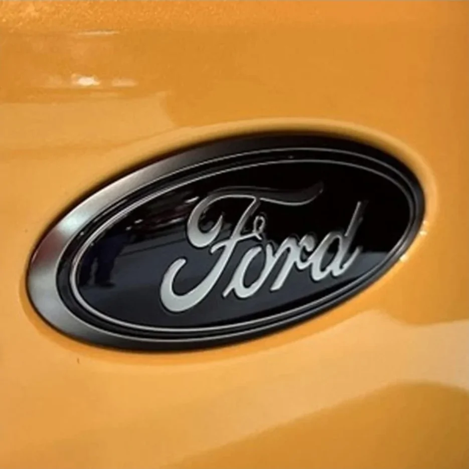Ford Bronco Sport How've you modified your hatch Ford oval emblem? Screenshot_20260522_055011_Chrom