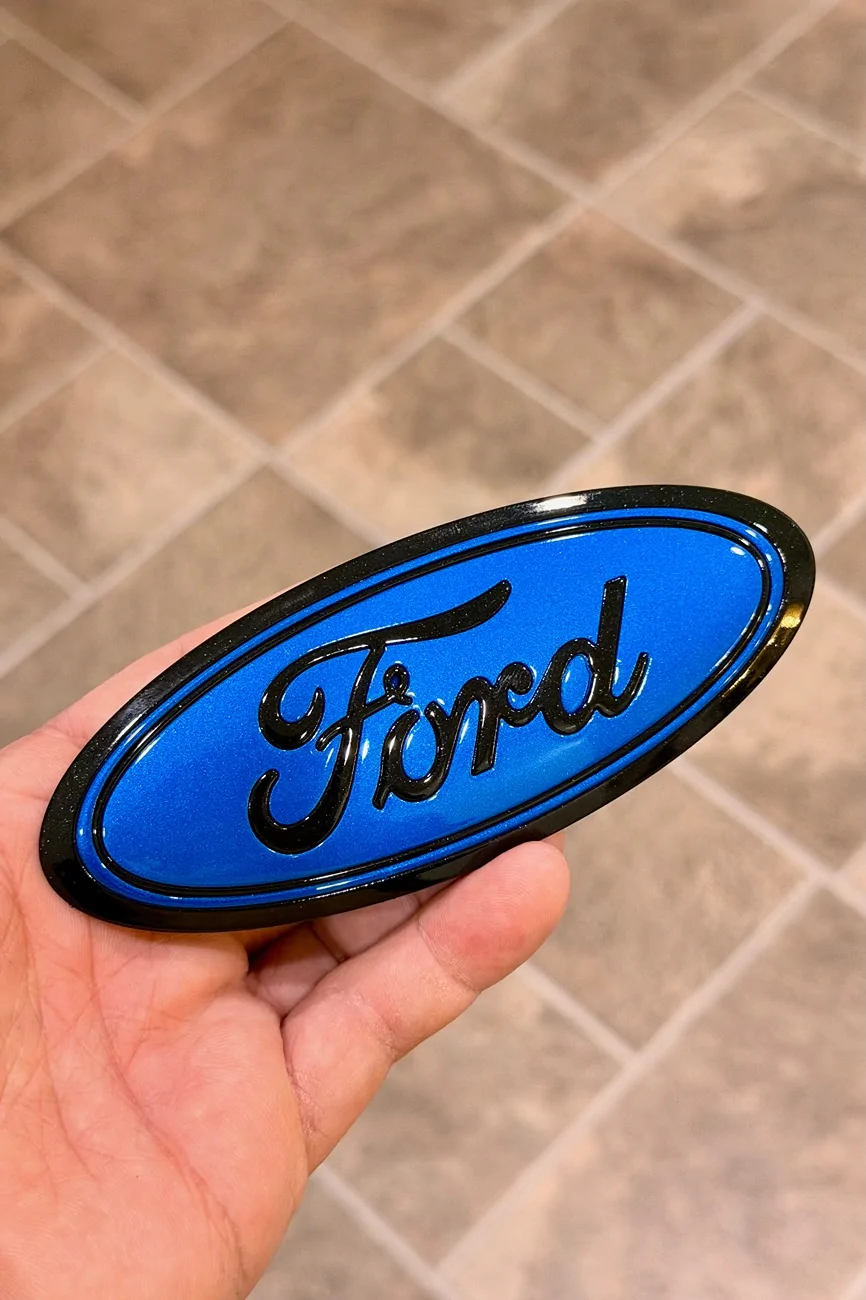 Ford Bronco Sport How've you modified your hatch Ford oval emblem? IMG_1714
