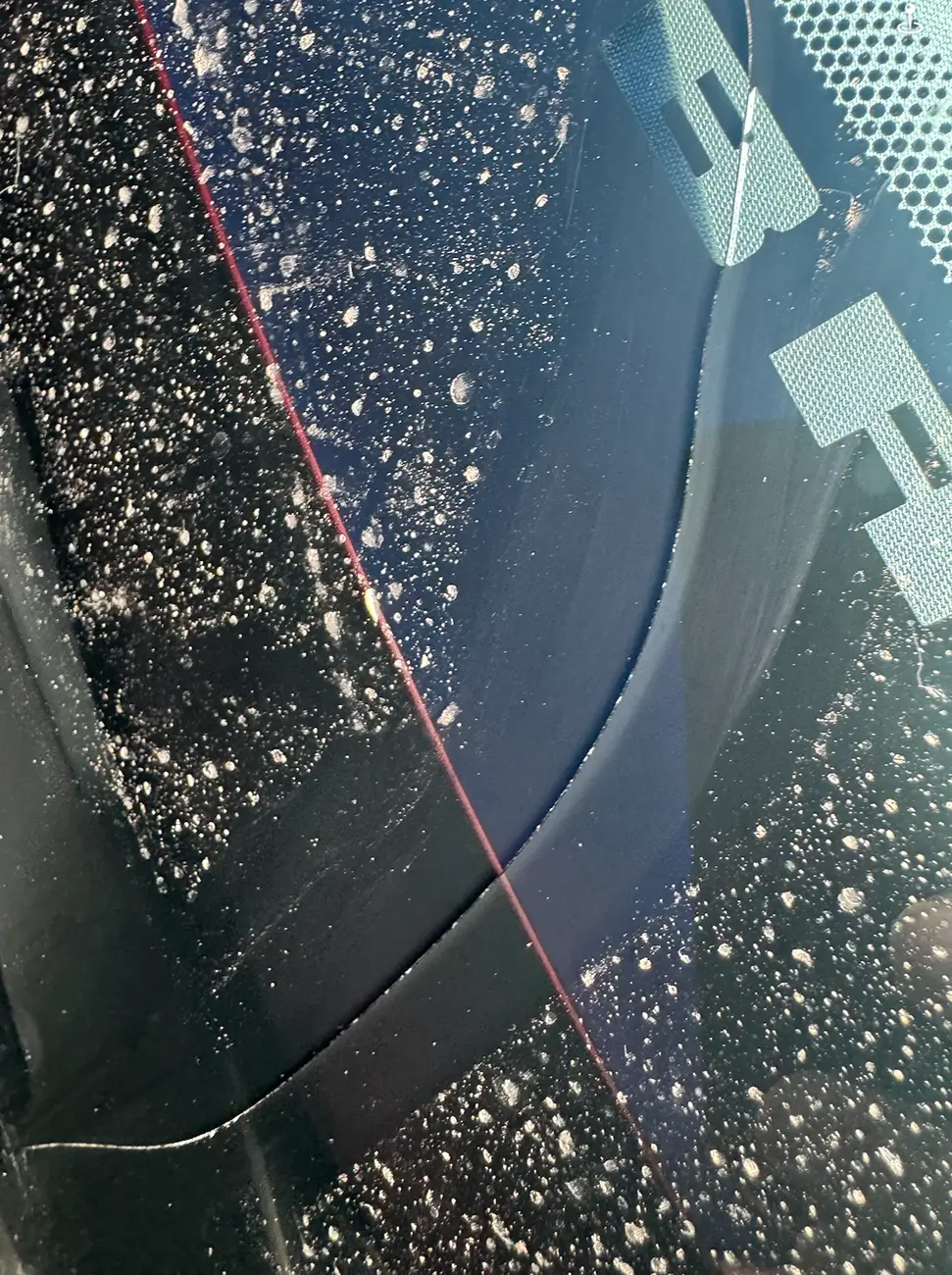 Ford Bronco Sport 2026 Badlands spontaneous windshield crack crack2