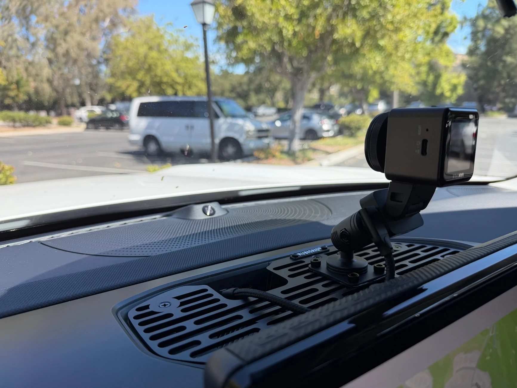 Ford Bronco Sport 2025 BS Dashcam Solution IMG_0666
