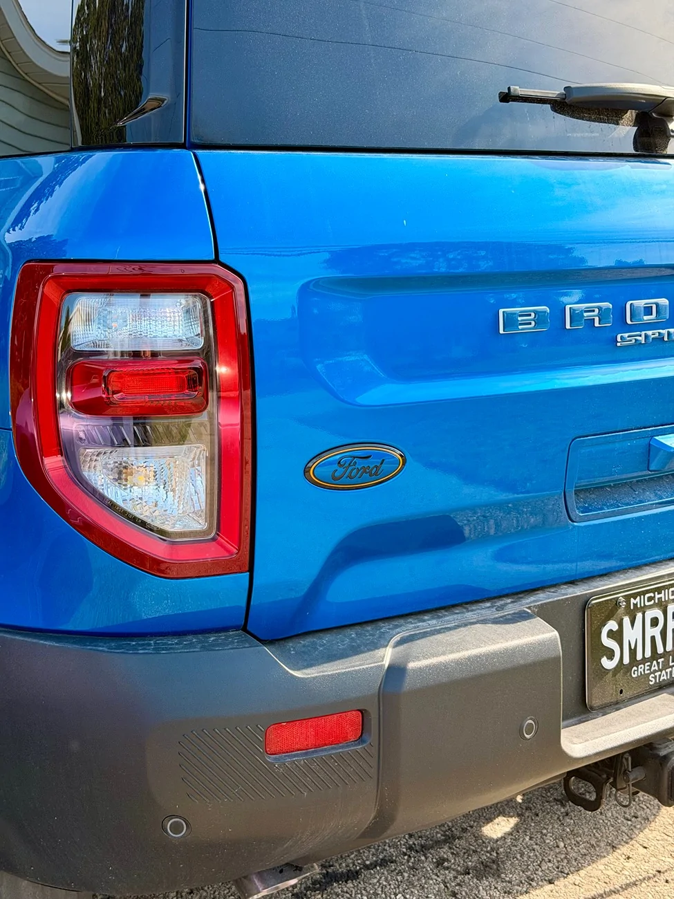 Ford Bronco Sport How've you modified your hatch Ford oval emblem? IMG_7055
