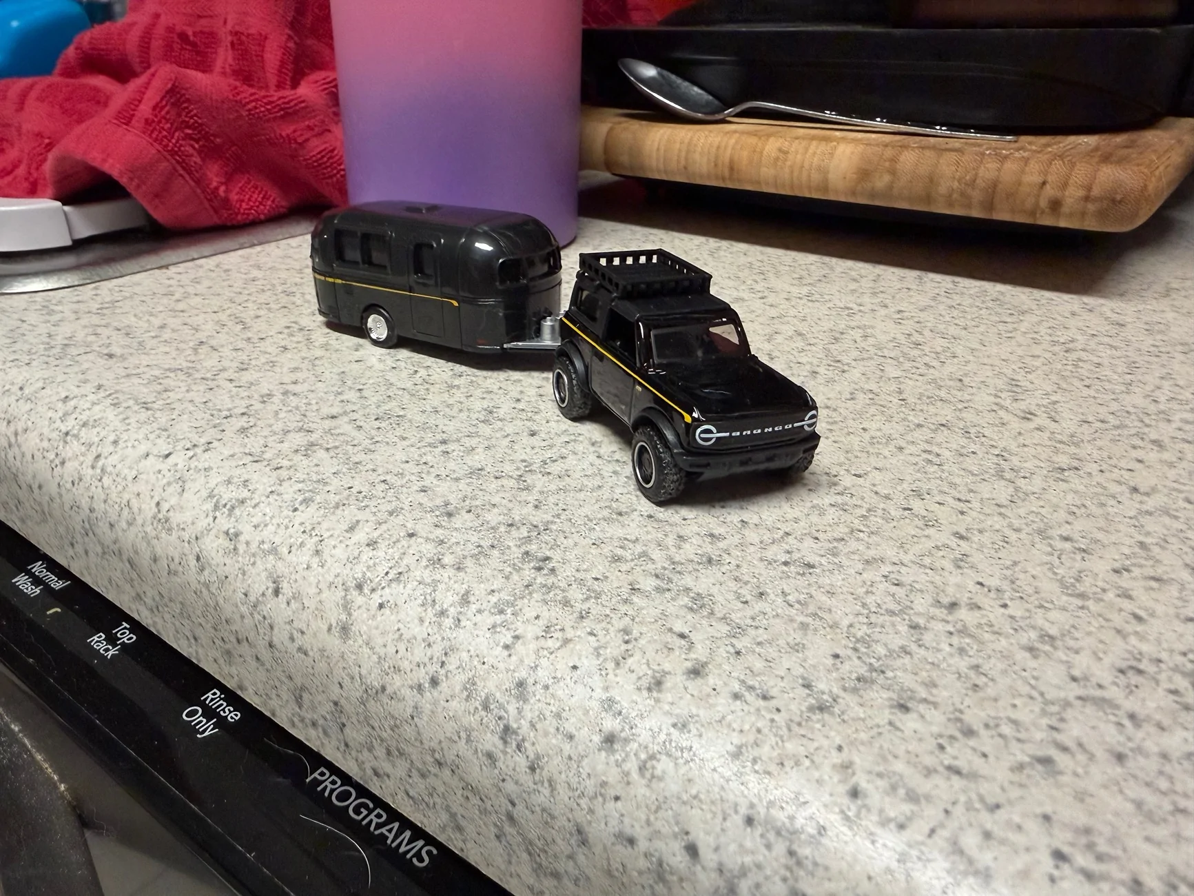 Ford Bronco Sport Die cast Black Bronco and camper! IMG_4668
