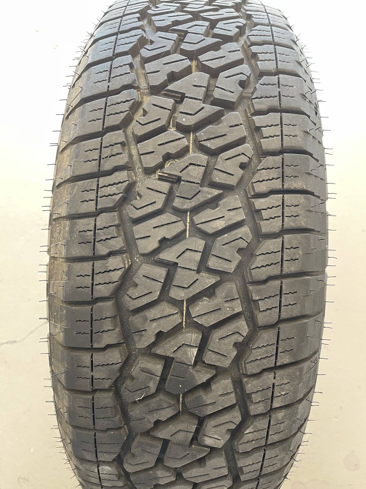 Ford Bronco Sport 235/65 R17 Falken Wildpeak Take-Offs 43283182-DD57-491C-9B83-6849AE1237A4
