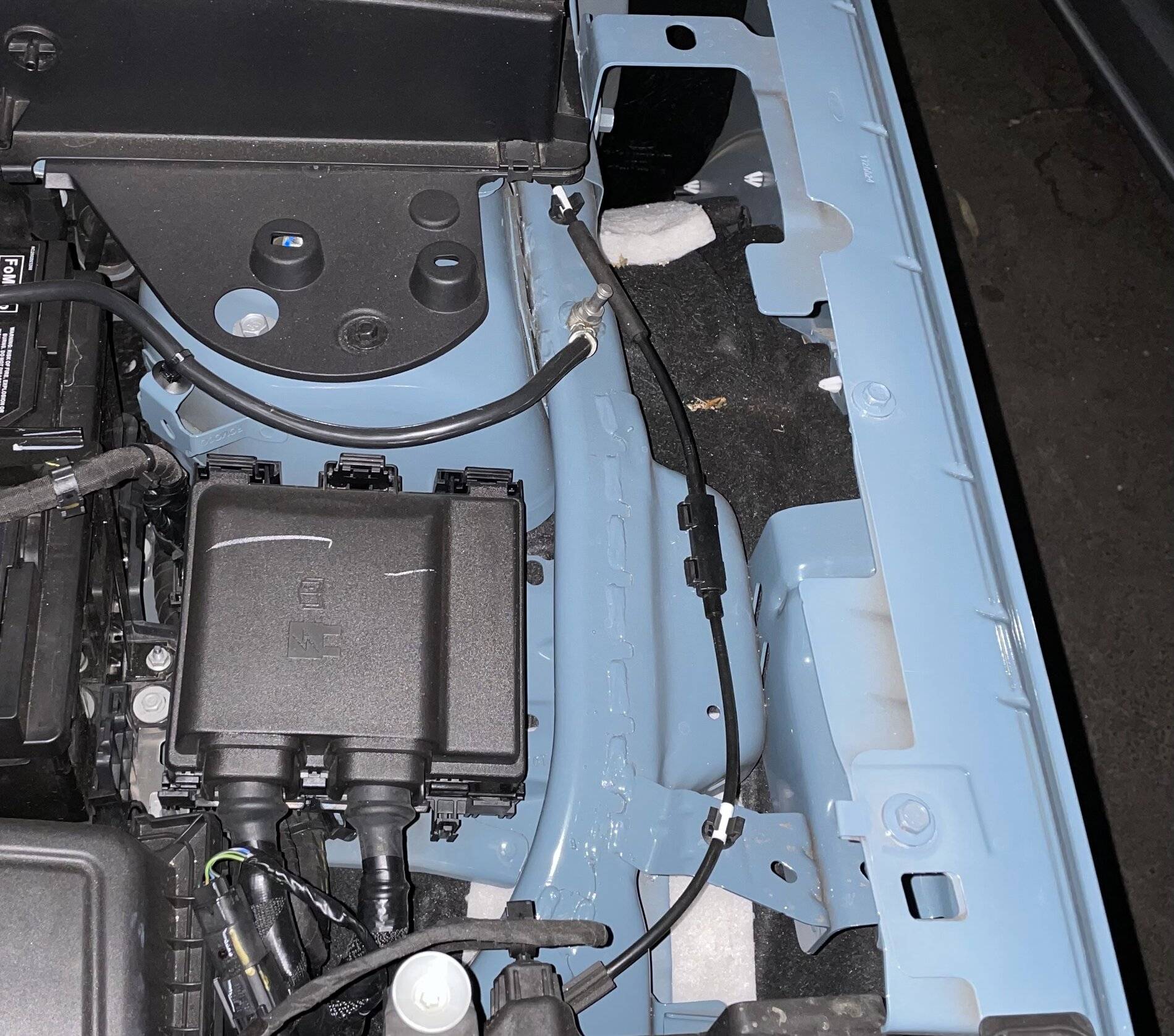 Ford Bronco Sport Extra room under the hood E7459691-DB32-4E0D-B77C-DCD6E44F4CC2