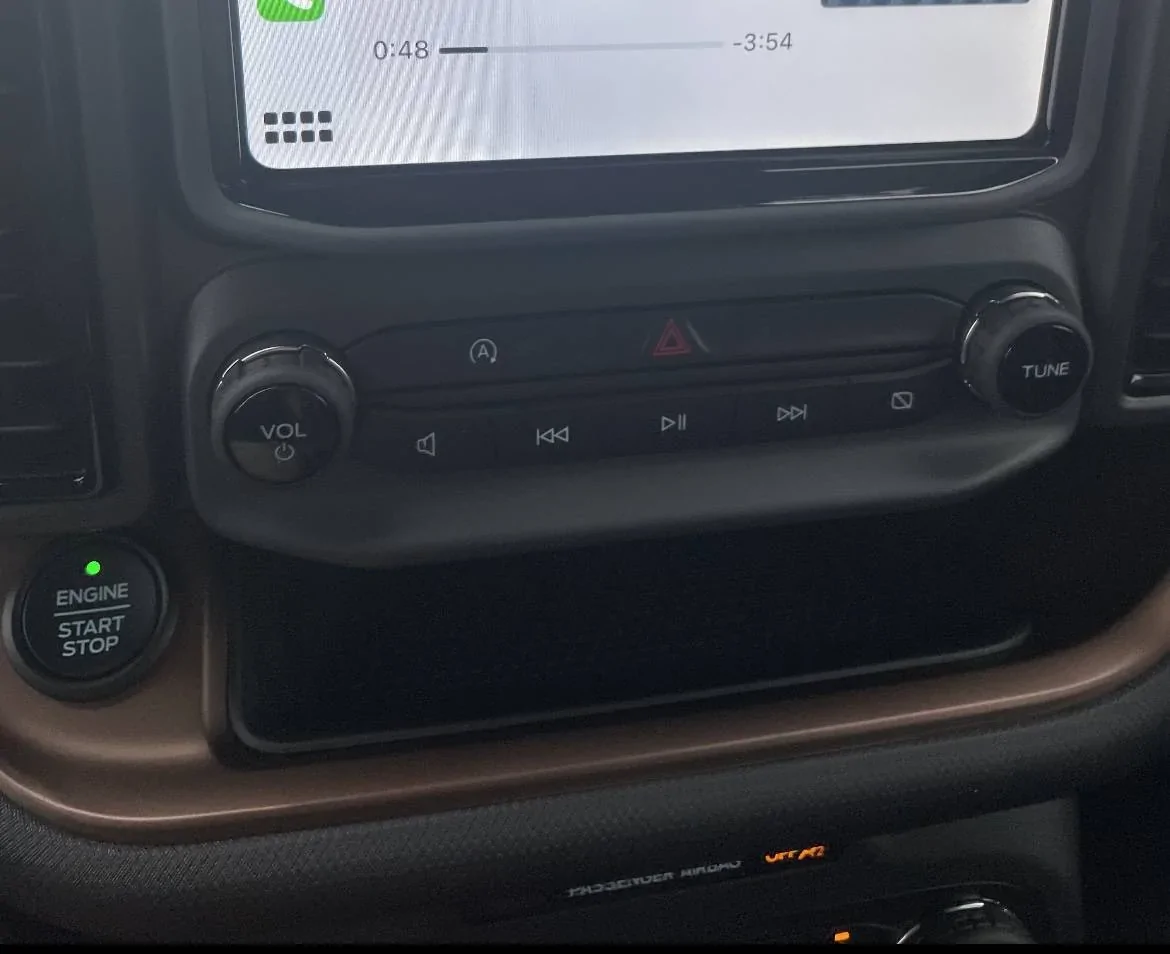 Ford Bronco Sport Interior Accent Color on BL + BL C47ED55A-2EF9-44F5-9BA1-C6932823836E