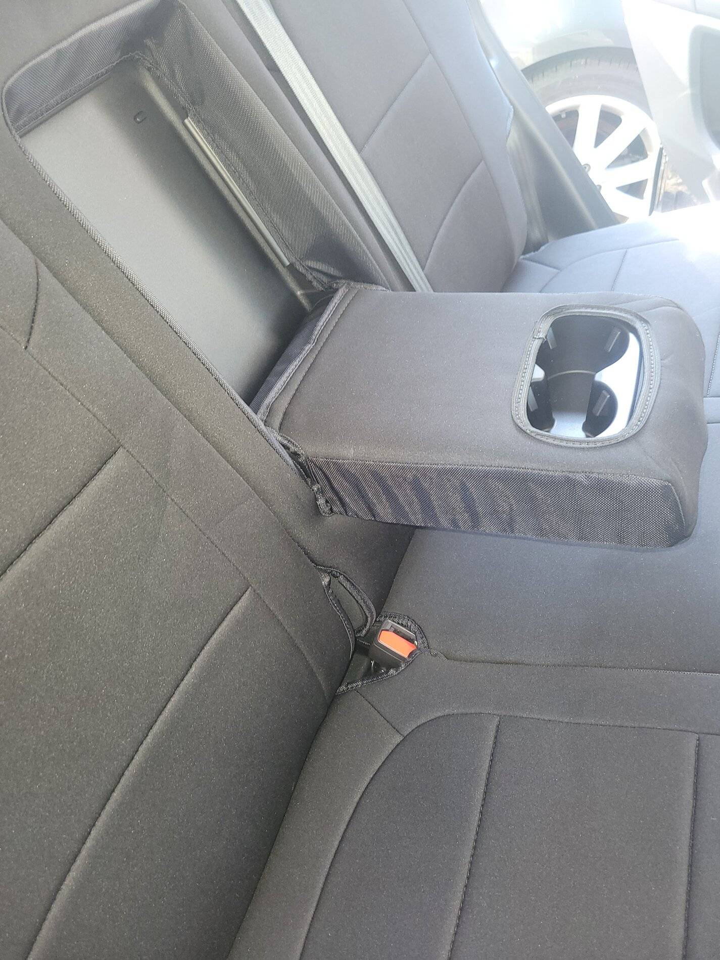 Ford Bronco Sport Splash guards and seat covers 20210423_173200