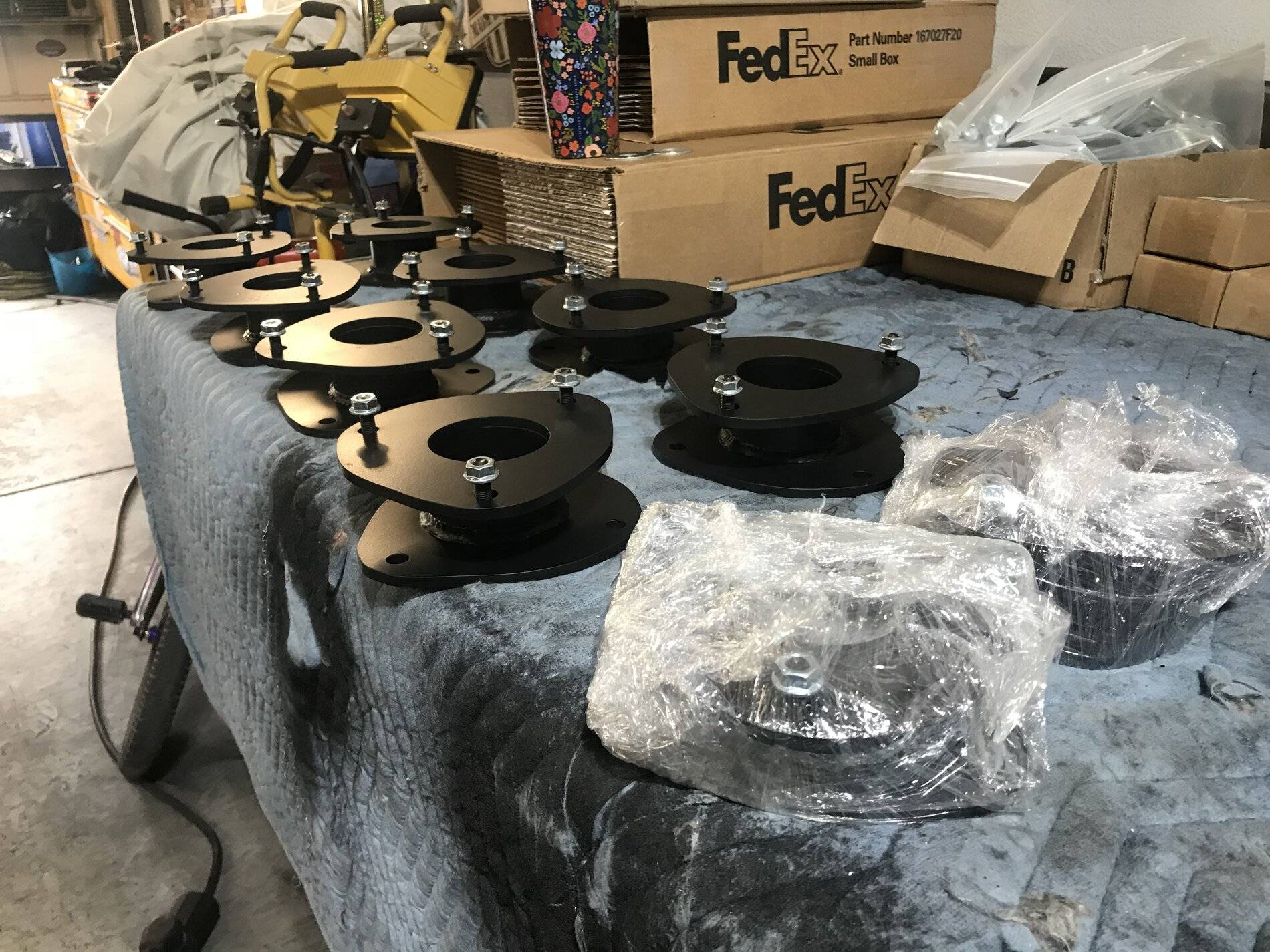 Ford Bronco Sport All 2” and 1 1/4” level lift pre orders start shipping out next week. ED85D588-AF9D-4C4F-89CF-FC870404A0EC