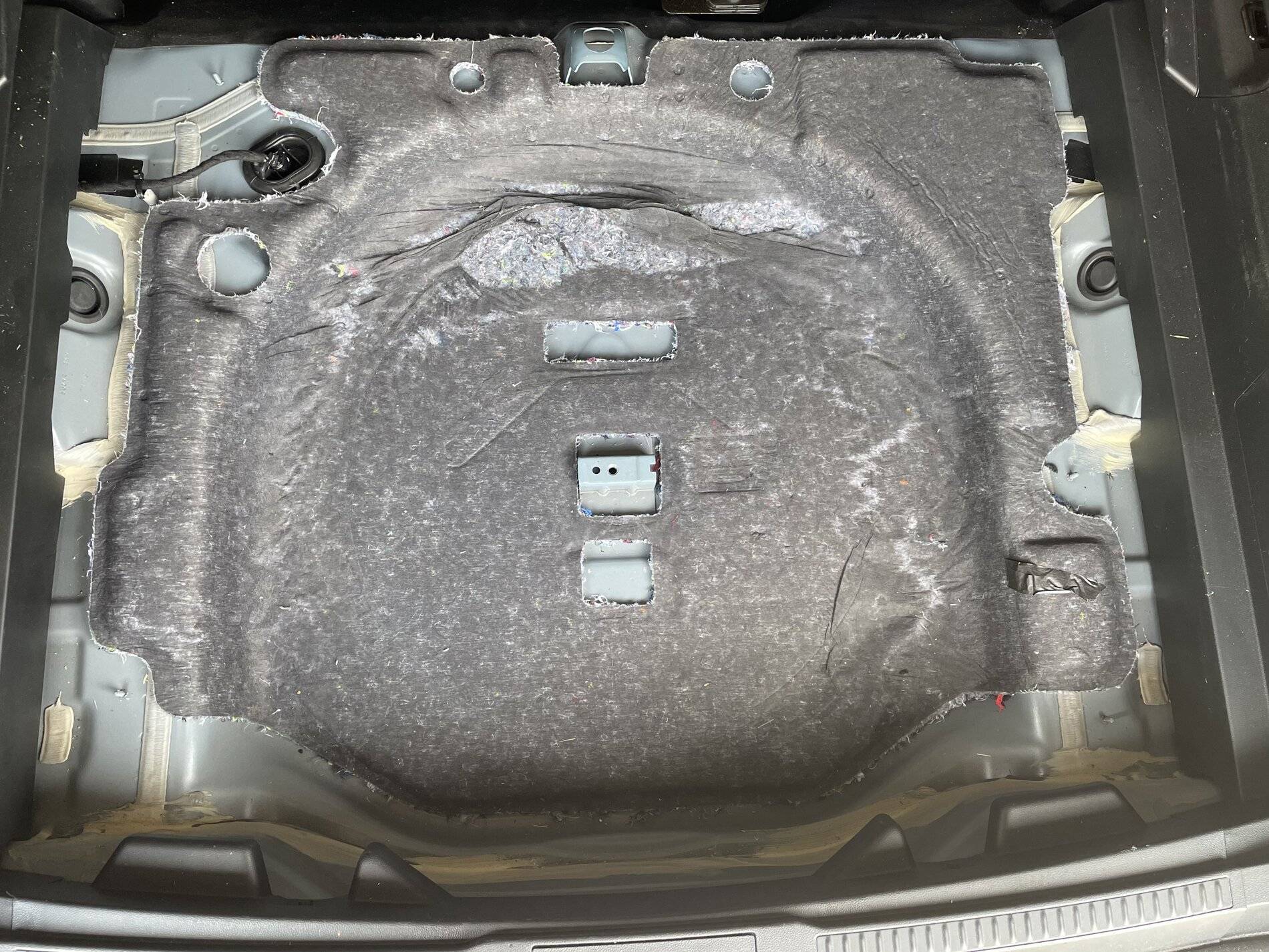 Ford Bronco Sport Spare Tire Foam Tray uses. 3B108ED2-EEC5-4D8E-81ED-BA089383E528