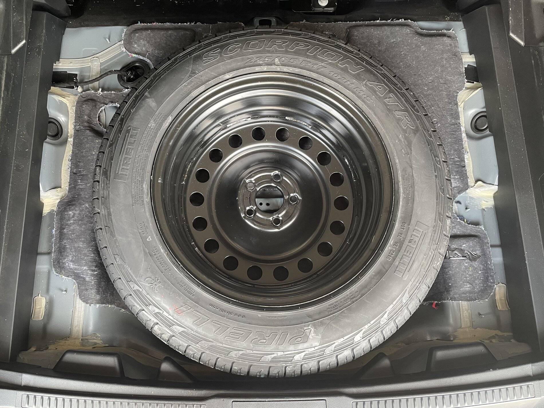 Ford Bronco Sport Full size spare 8EF42C60-E862-4224-9B5E-E232504D7369