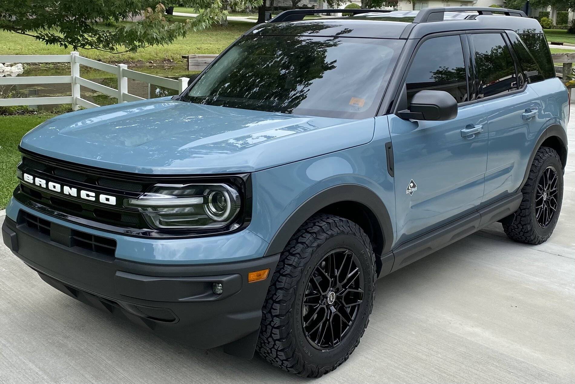 Ford Bronco Sport New tires BFG KO2 fitted (245/65/17) with 17 inch platinum retribution wheels 1620829921449
