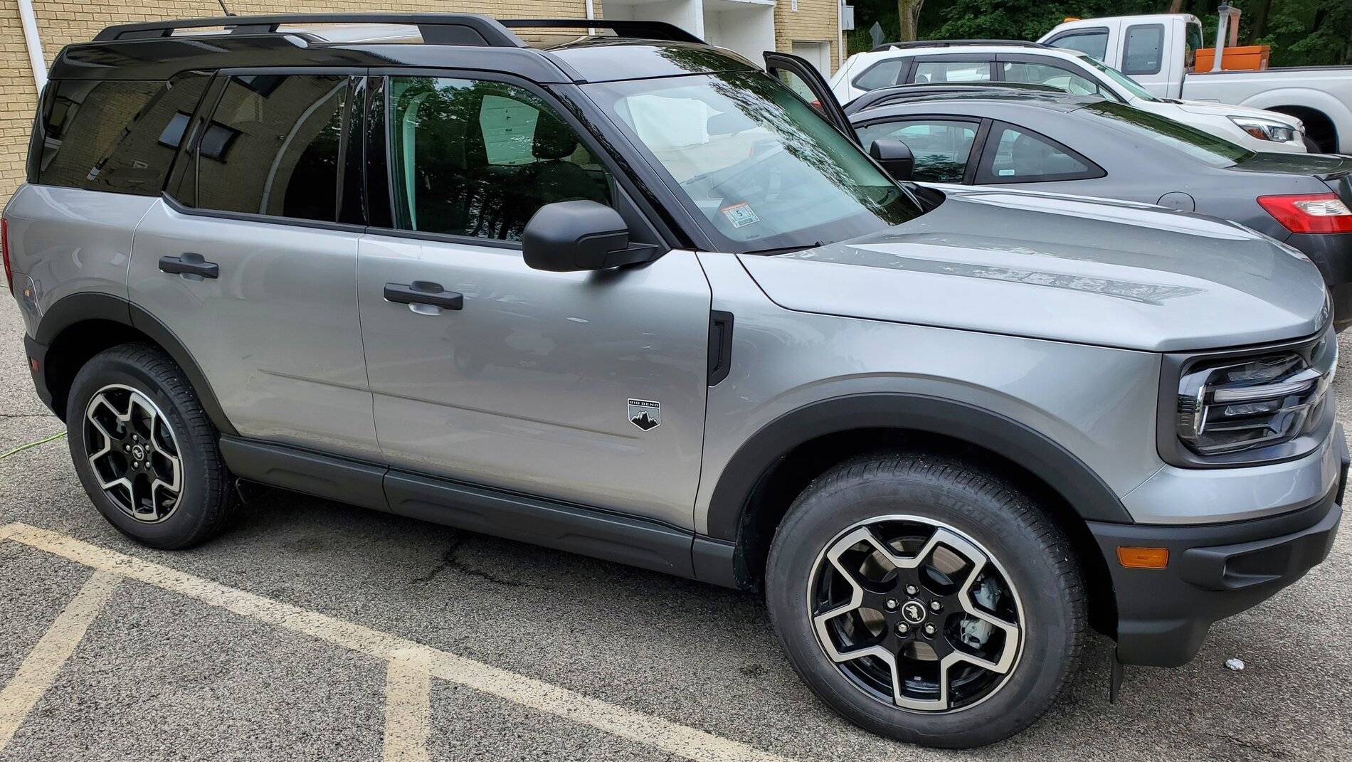 Ford Bronco Sport How to remove Bronco Sport top rails? 20210531_175442