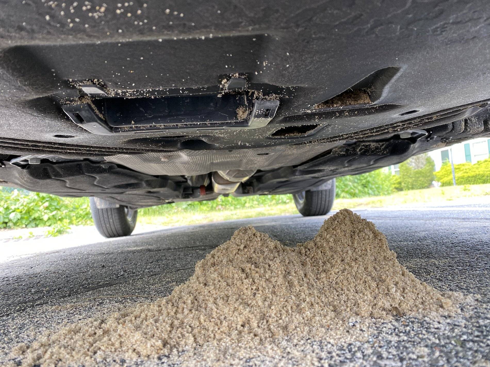 Ford Bronco Sport 1.5L Engine Splash Cover Sand Trap 0F103C5C-385B-4998-B2B8-DC5019ACBFFF