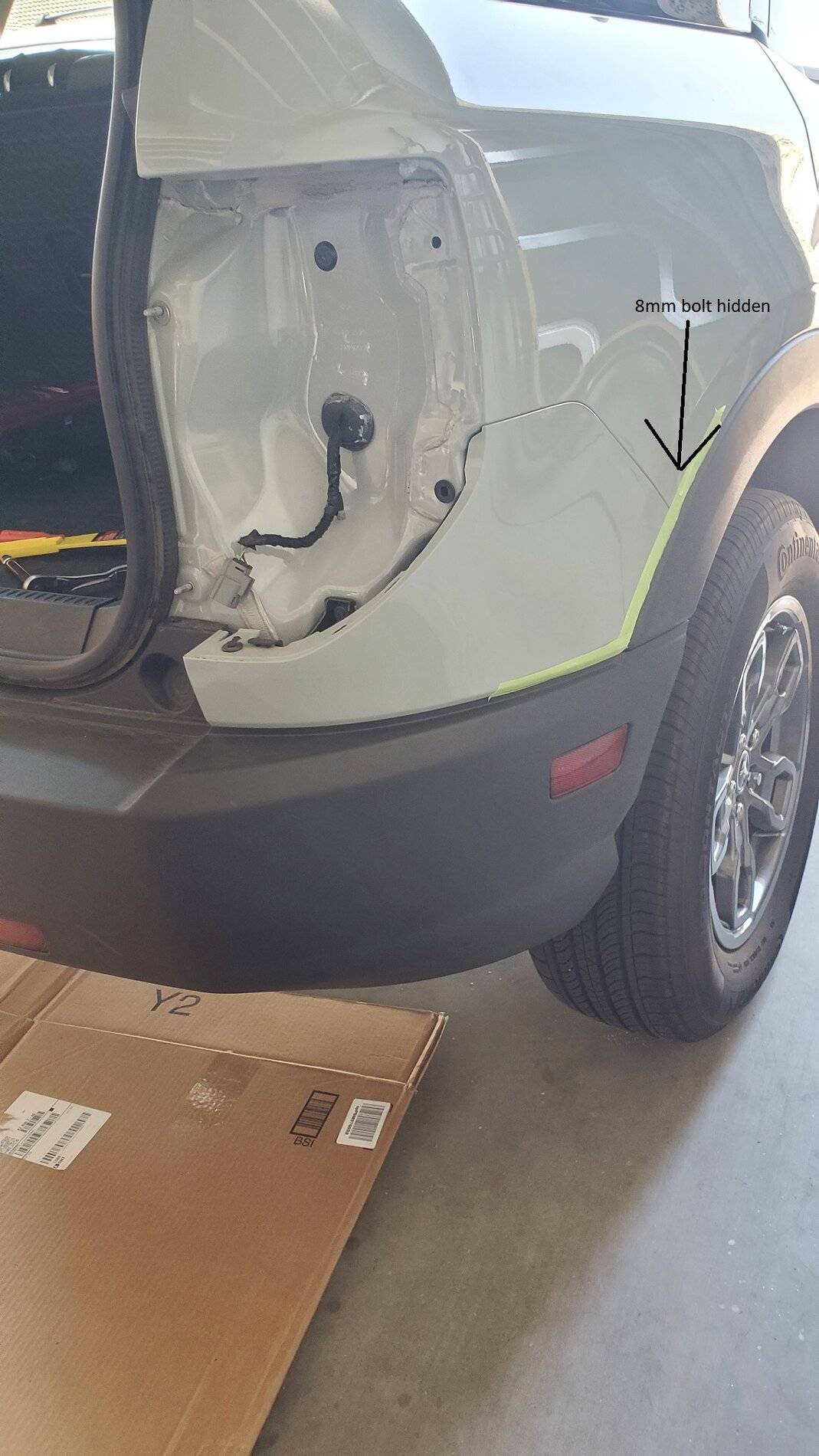 Ford Bronco Sport Draw-tite Hitch vs. OEM b1