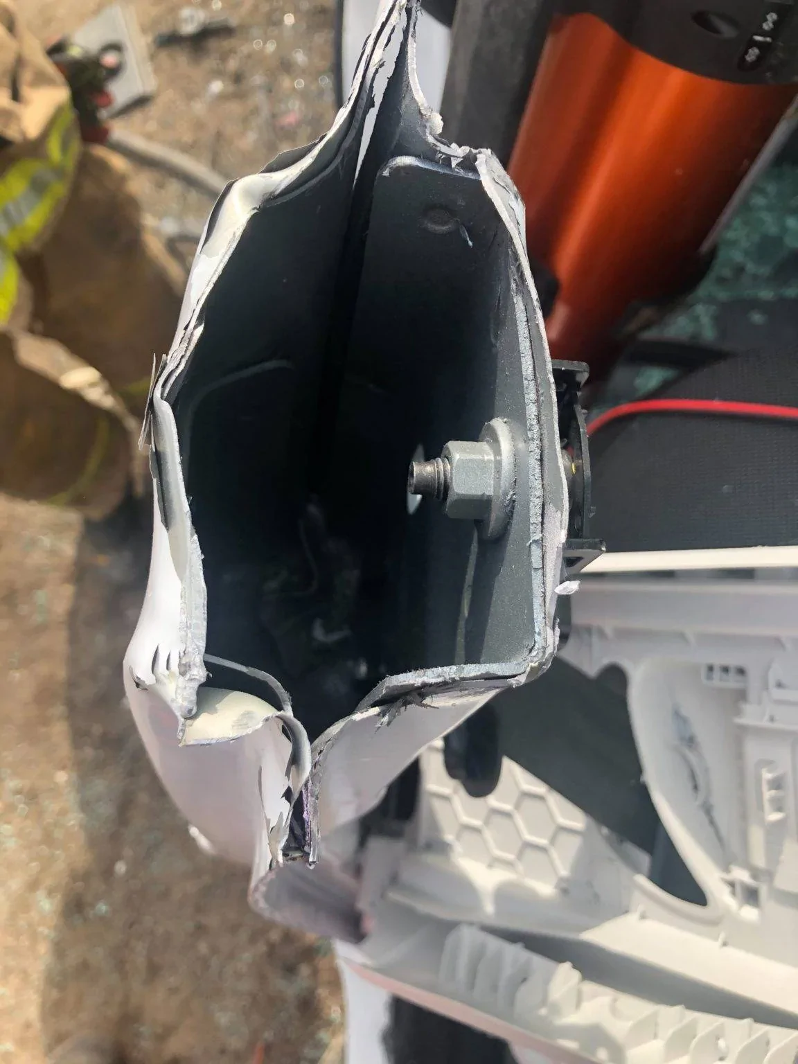 Ford Bronco Sport Ford Bronco Sport's Boron Steel Build Gives the “Jaws of Life” a Hard Time -build-shows-the-jaws-of-life-having-a-hard-time_1